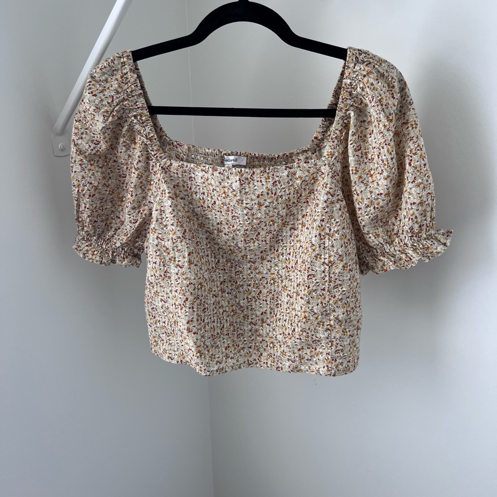 Floral Puff Sleeve Top